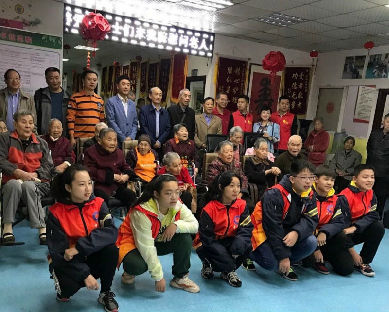 情暖重阳节丨社区公益联盟在祥和老年公寓开展公益免费理发活动
